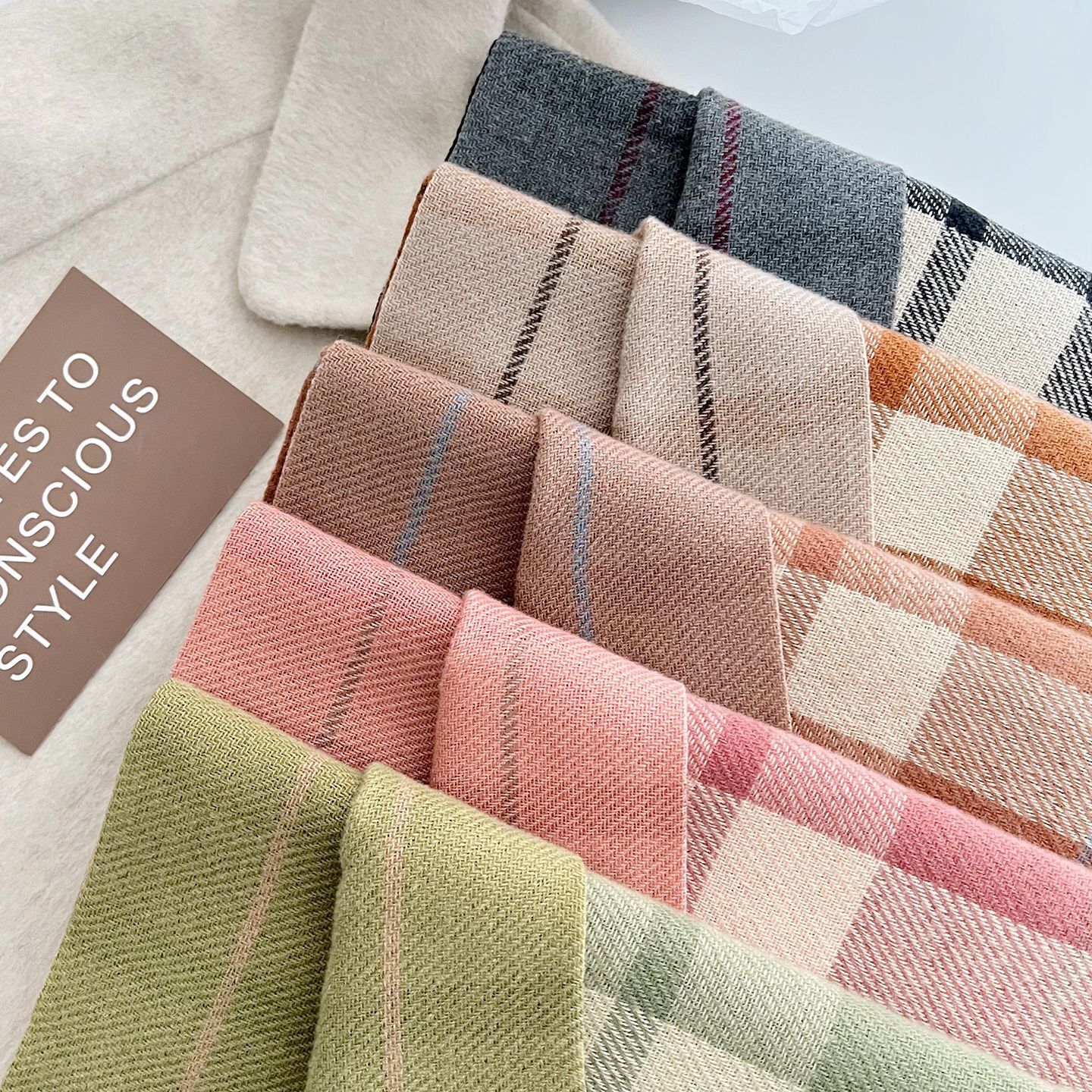 Clearance sale: Winter Korean-style classic striped plaid fringed scarves shawls, versatile for travel, thick and warm, wholesale - view 5