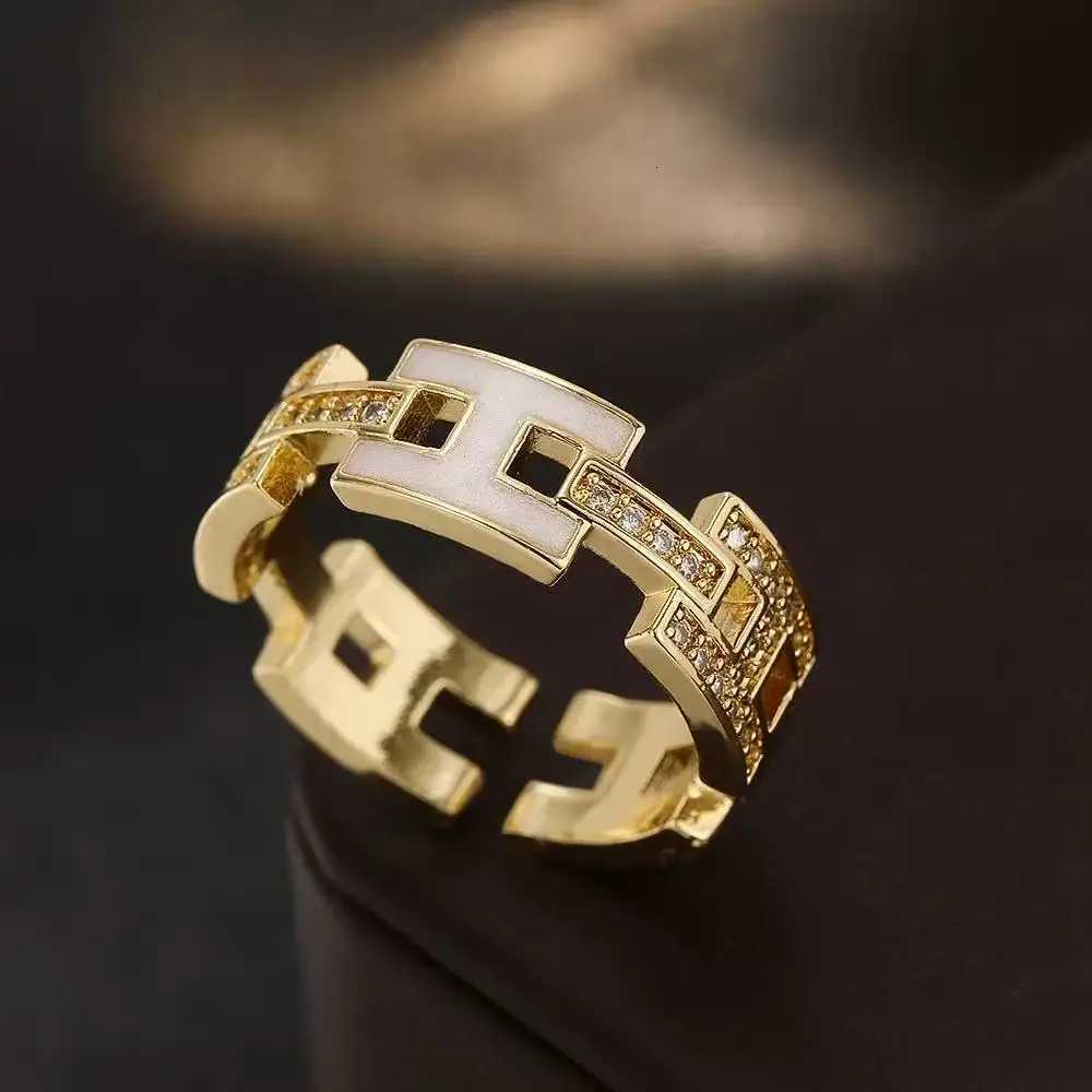 Two Band Rings Fashion Creek Full Diamond Zircon Sunflower Pendants Rotating Women's Finger Rings Fashion Daily Wear Jewelry Gifts N260924 - view 4