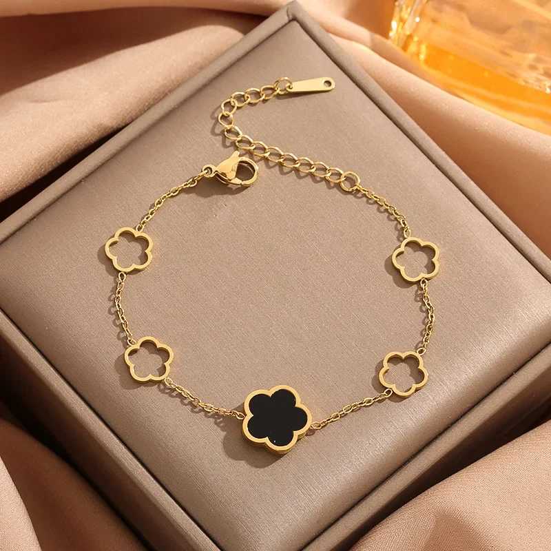korea fashion black and Bangle white shell Five leaves wer bracelet for wen charm Stainl steel bangle bride jewelry accory N260924 - view 3