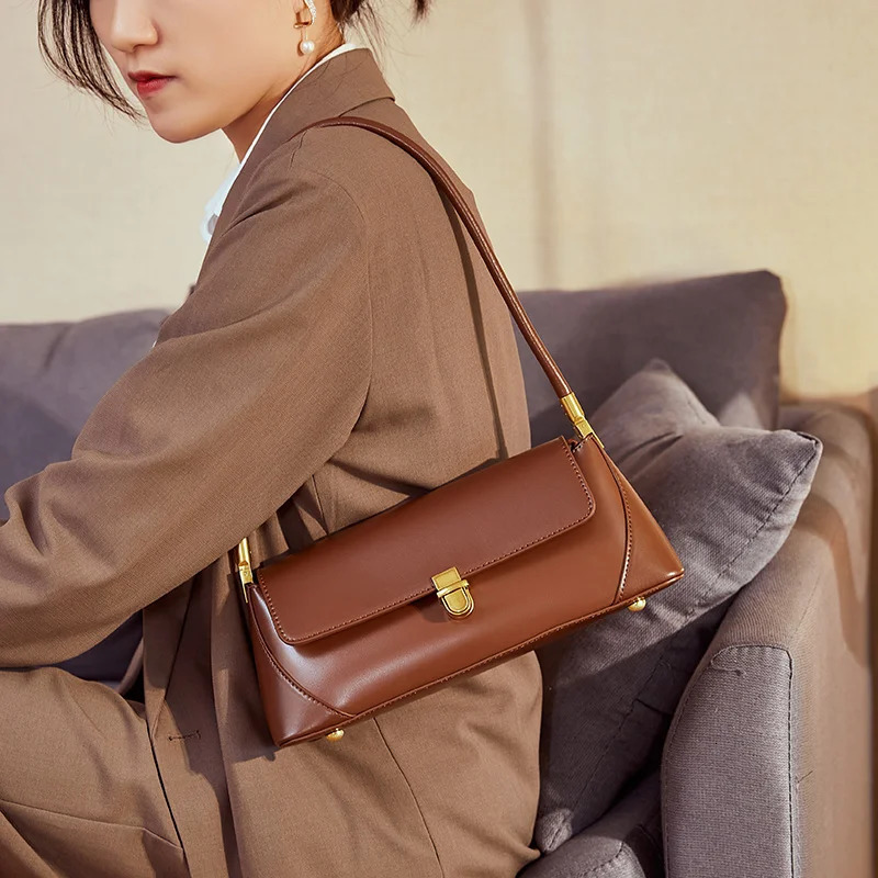 HIFASHION Genuine Leather Underarm Bag Women Vintage Brown Cowhide Lock Flap Shoulder Bag Daily Work Commuter Handbags 260924