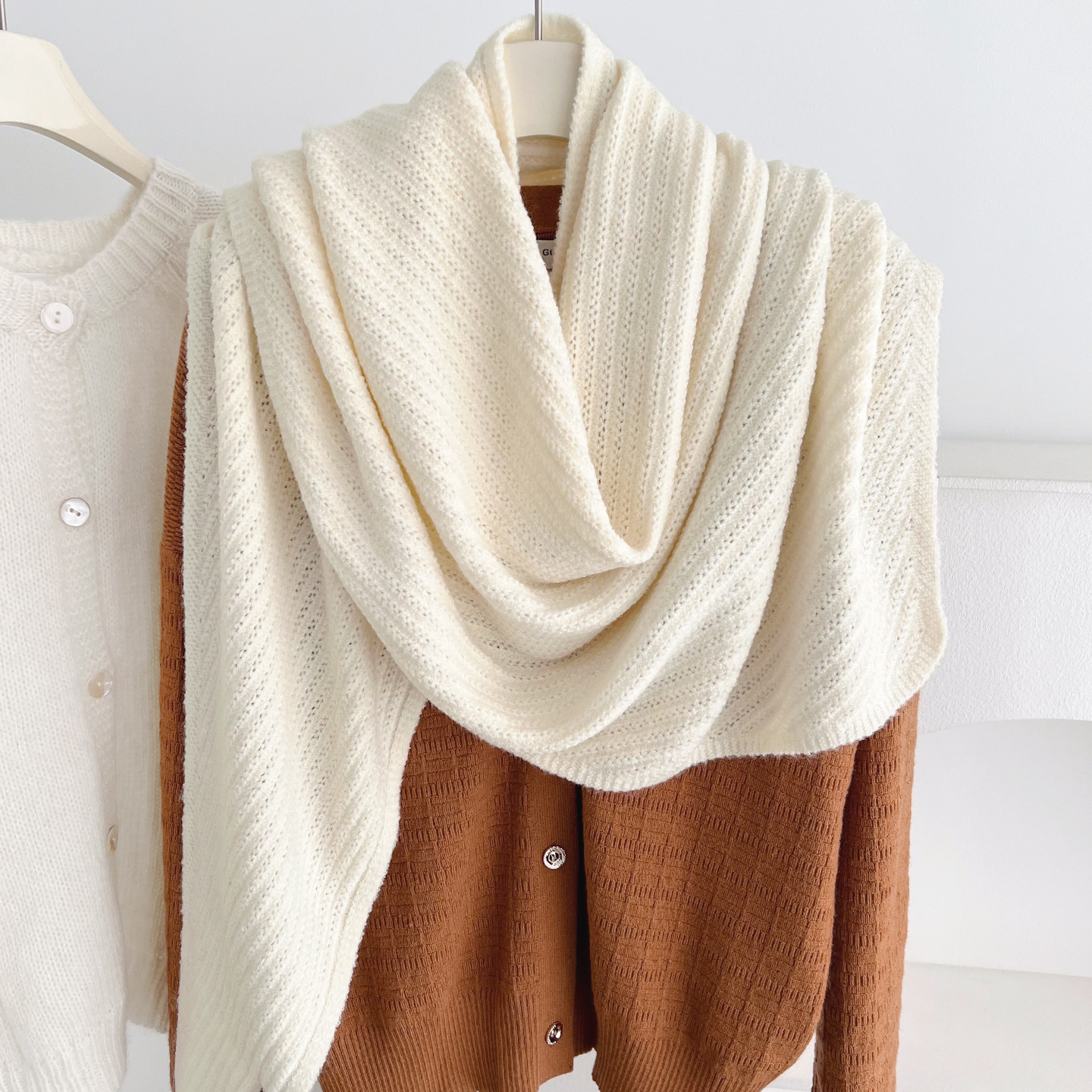 Soft and simple wool blend warm knitted triangle shawl for women, 2026 new fashion versatile hollow-out neck scarf - view 5
