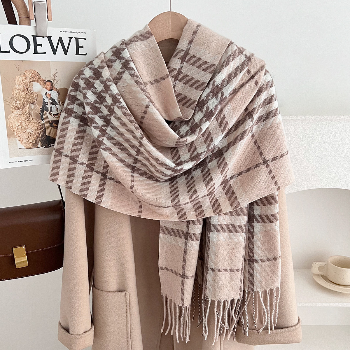 Autumn Winter New Imitation Cashmere for Women, Warm Thickened Outer Shawl, Plaid Simple Houndstooth Neck Scarf Wholesale - view 3