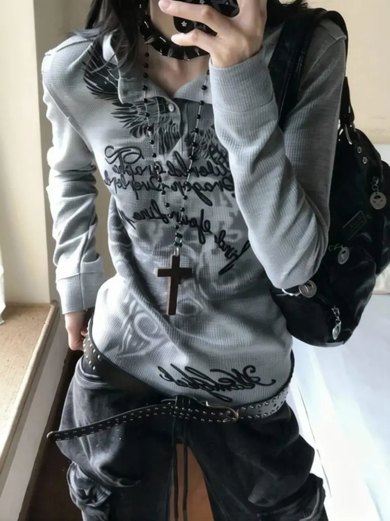 Henley Collar Y2k T Shirts Women Vintage Streetwear American Long Sleeve Top Graphic Basic Slim Fit T Shirt Autumn 260920 - view 3