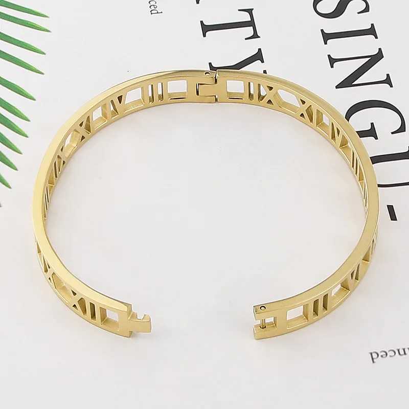 Numeral Bangle Delicate Hollow Ran Bracelets Bangles Titanium Steel Bangle Fine Jewelry For Wen Vacuum Plating Bangle Top Quty N260924 - view 6