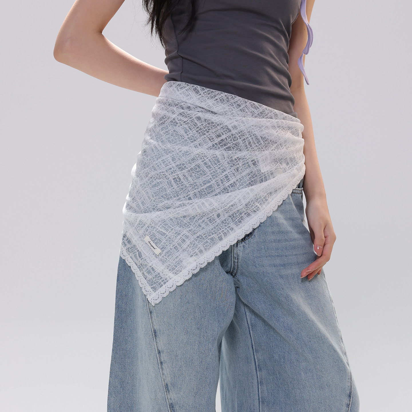 Korean-style white lace scarf women, versatile and elegant for summer, can be used as a shawl, hair tie, or decorative headband