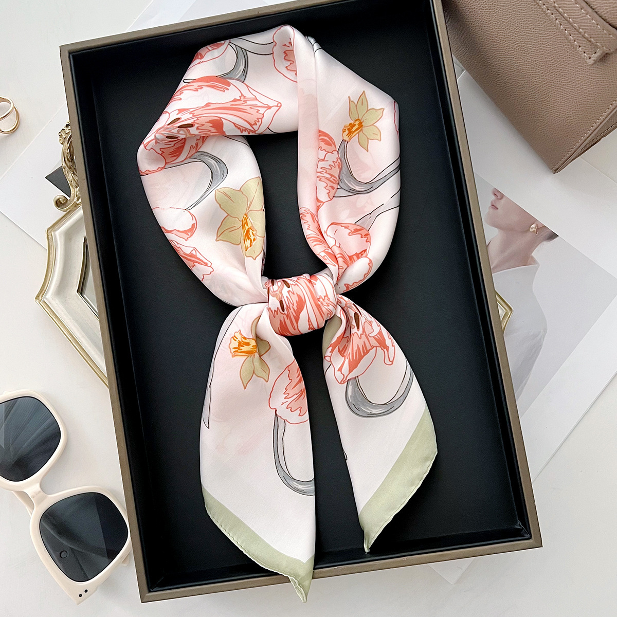 2026 Summer New Lightweight Floral Neck for Women, Youthful Accessory, Hair Tie, Bag Decoration, Silk Scarf - view 4