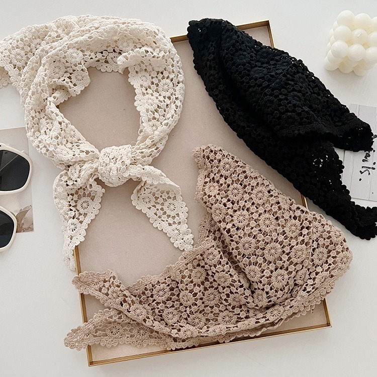 2026 Spring New Collection: Lace Solid Color Triangle Scarf with Hollow-Out Print, French-Style Delicate Headscarf, Women's Travel Scarf, Shawl