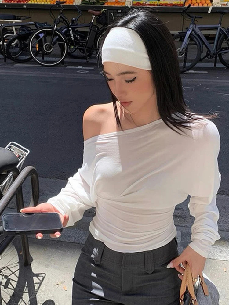 Solid Inclined Shoulder Batwing Long Sleeve T-shirts Tops Autumn Women Fashion Sexy Backless Slim Casual Streetwear Tees 260920 - view 3