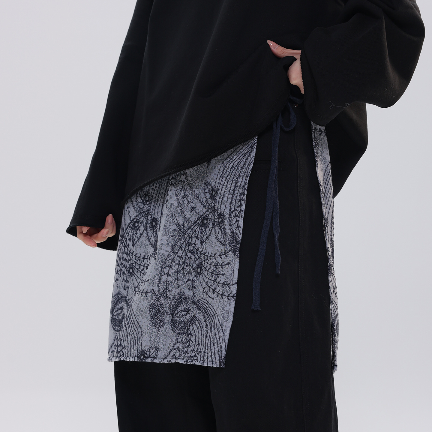 Korean-style fashion lace-up skirt for women, 2026 new model, high-end look, paired jeans and layered with a waist accessory - view 5