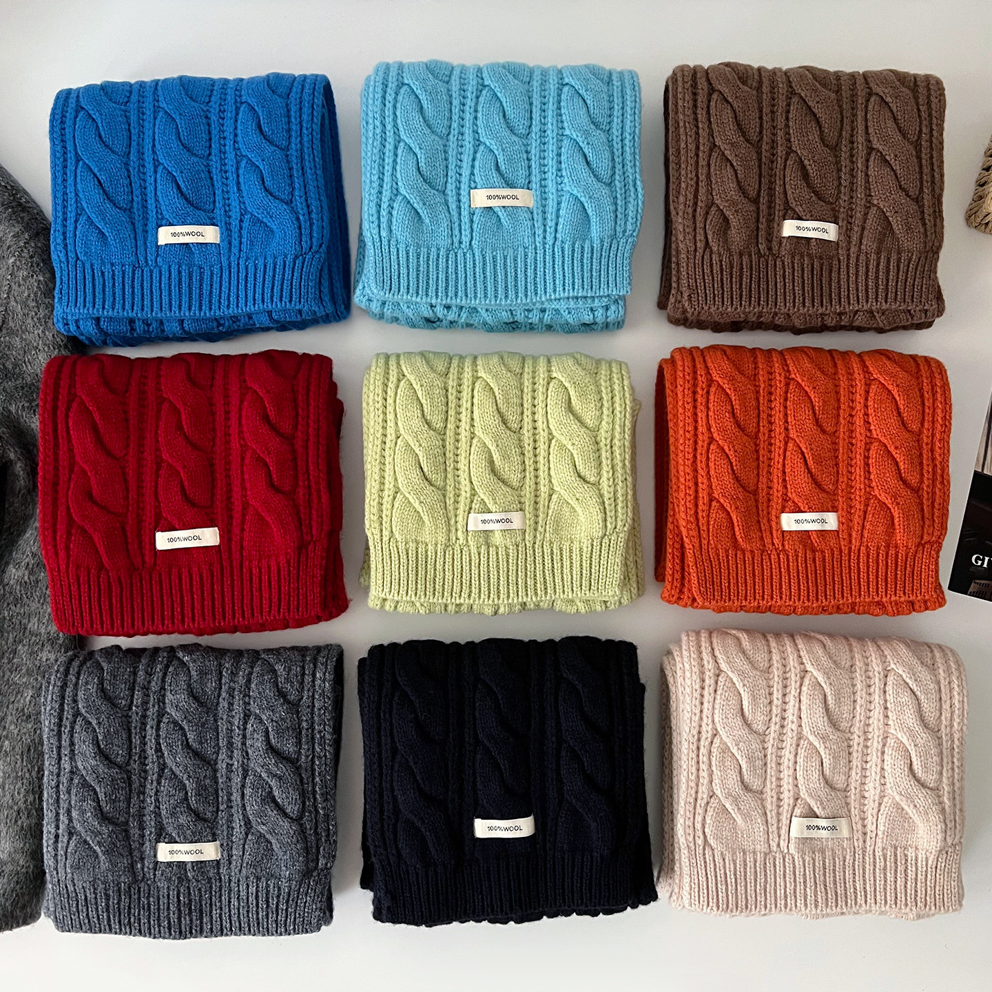 Korea's 2026 new model 100% wool simple solid color knitted scarf, versatile students, unisex, warm neck warmer for autumn and winter - view 4