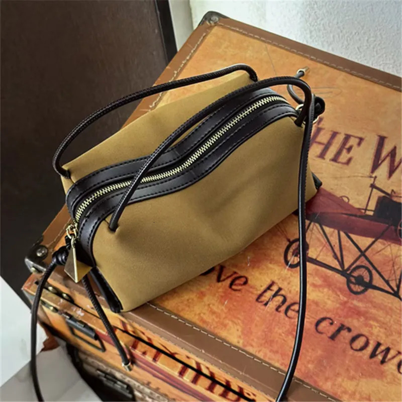 2026 Autumn Premium PU Leather Fashion Versatile Square Box Bag Womens Leopard Print Crossbody Purse 260924 - view 4