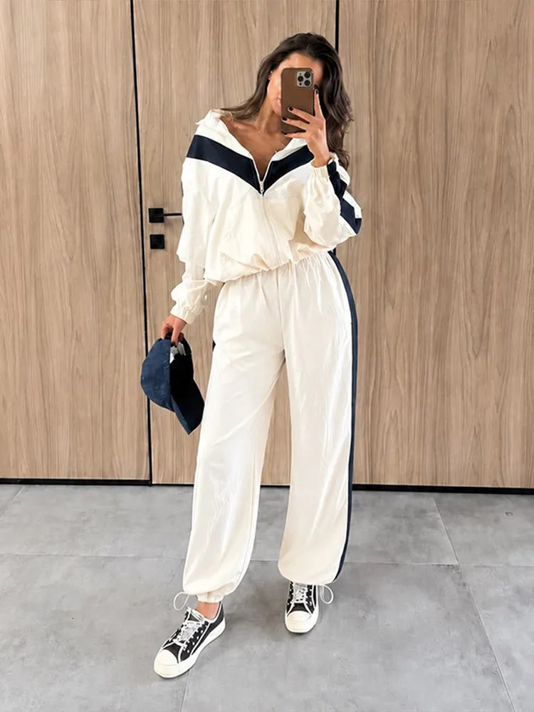 Casual Color Block Zip Up Two Piece Set Women Long Sleeve Stand Collar Cropped Jacket High Waist Shorts 2026 Spring Summer Suit 260924 - view 7