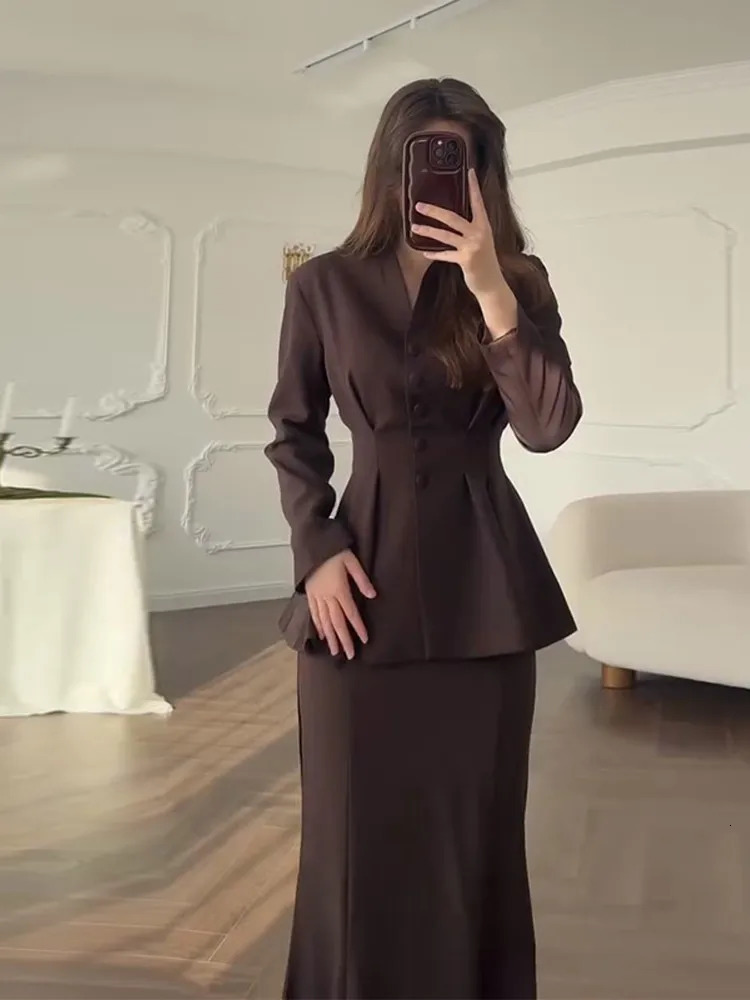 Chic Single Breasted Women s Skirt Suit Vneck Waist Cinching Full Sleeve Top High Waist Skirts Female Outfit Summer Lady Sets 260922 - view 6