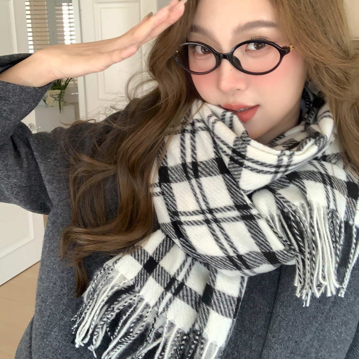 Classic Plaid Scarf Winter New Korean Retro Shawl Japanese Style Student Imitation Cashmere Warm Thickened Neck Warmer - view 3