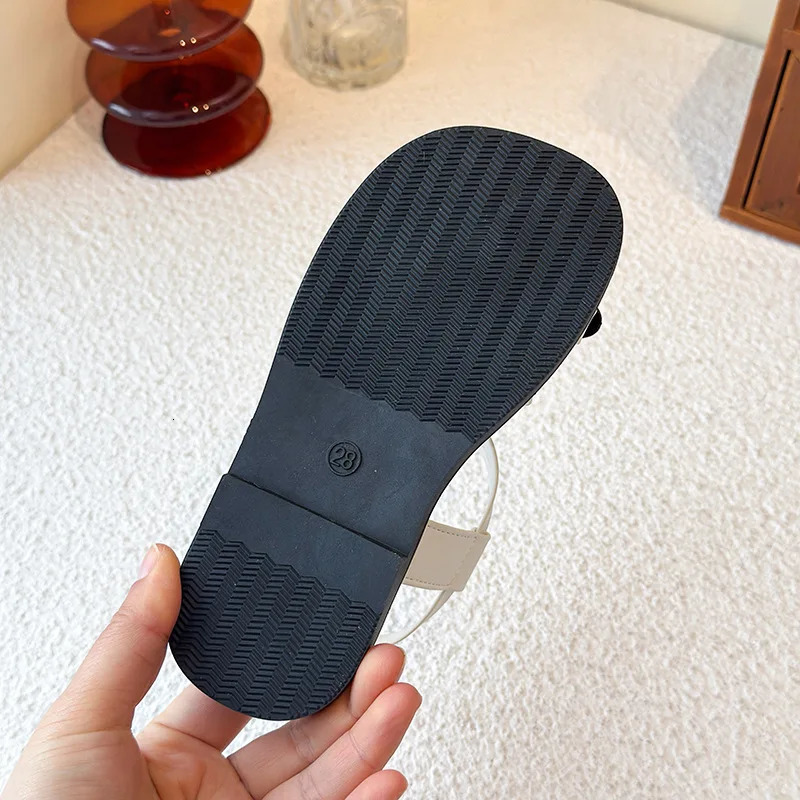 Cross Strap Girls Sandals Solid PU Leather Flip Flops Sandals For Children Summer Elastic Band Soft Kids Gladiator Shoes 260923 - view 7