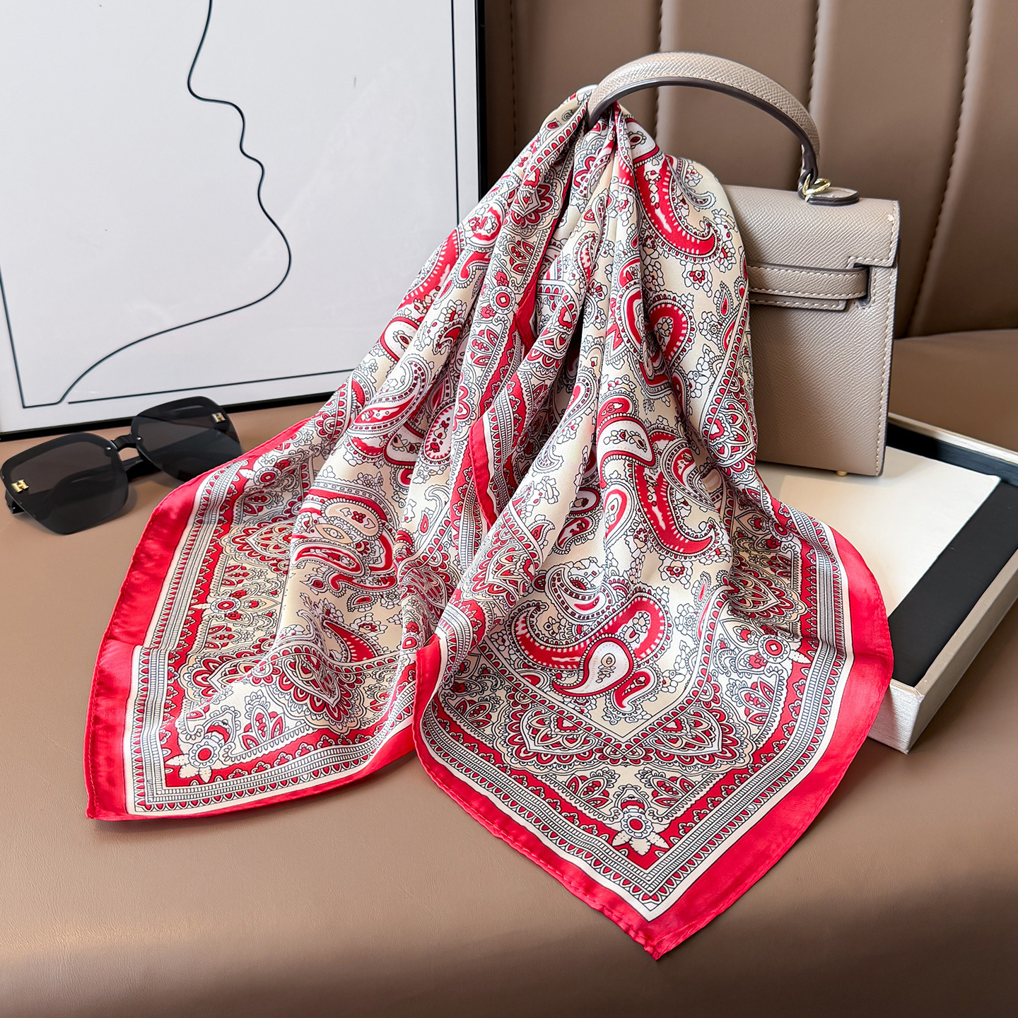Nw small squar rtro paisly dsign, cross-bordr silk high-nd, vrsatil for profssional war, dcorativ nck scarf, can b usd as a bag strap or hair - view 3