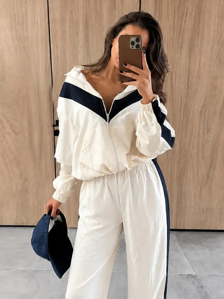 Casual Color Block Zip Up Two Piece Set Women Long Sleeve Stand Collar Cropped Jacket High Waist Shorts 2026 Spring Summer Suit 260924 - view 6