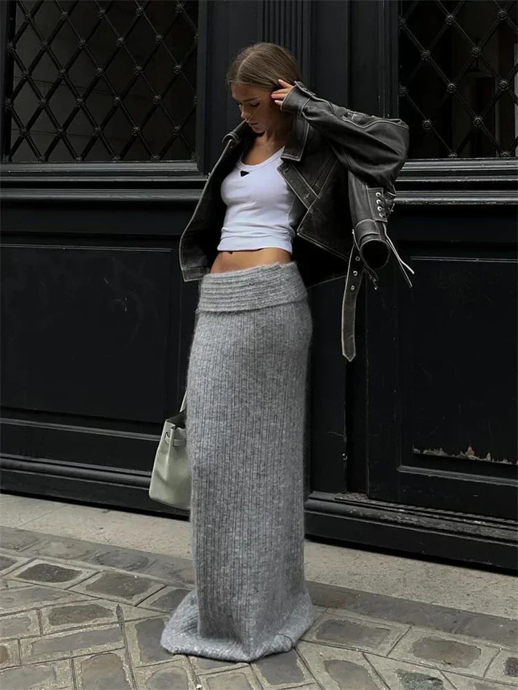 BWQ Knitted High Waist Long Skirts For Women 2026 Retro Casual Loose Maxi Skirt Womens Autumn Winter Elegant Skirt Female 260923 - view 5