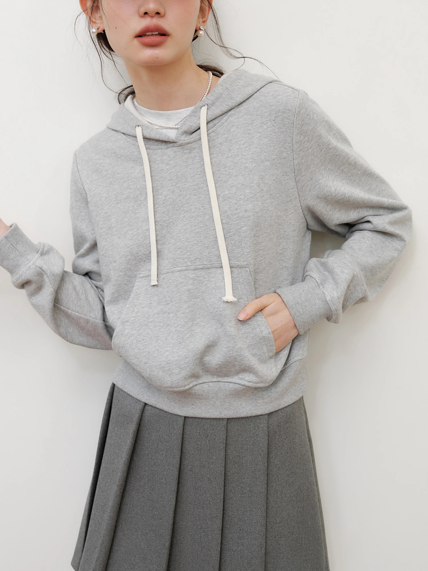 ZIQIAO Women Hoodies Grey Front Shoulder Short hooded Sweatshirts Drawstring n Autumn Beige Pullovers 24ZQ93262 260924 - view 4