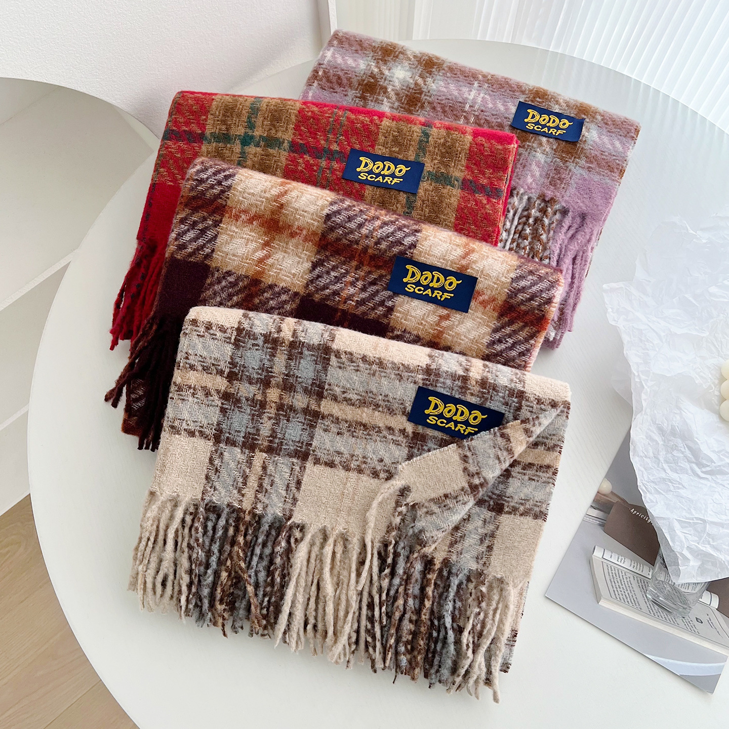 College-style Korean plaid women, thickened for winter, versatile, student-friendly, warm, 2026 new long scarf - view 3