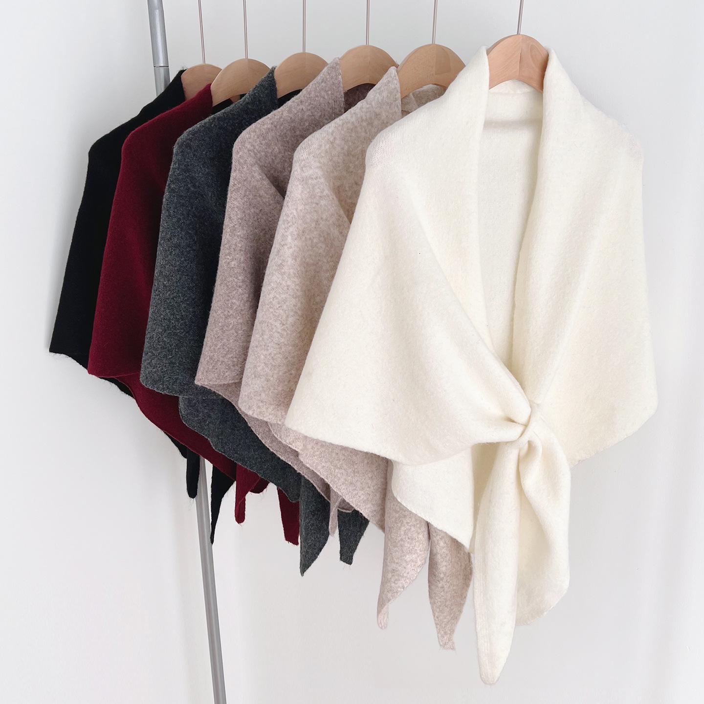 2026 Fall/Winter Collection Wool Blend Solid Color Triangular Scarf Large Shawl Warm Thick Knitted Neck Warmer for Outerwear