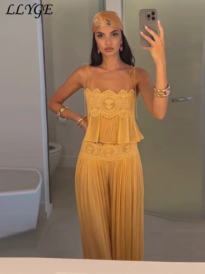 Beach Floral Lace Hollow Out Women's Pants Sets Ruffles Spaghetti Strap Crop Tops Loose Pleated Lantern Pant 2026 Summer Suits 260922 - view 3