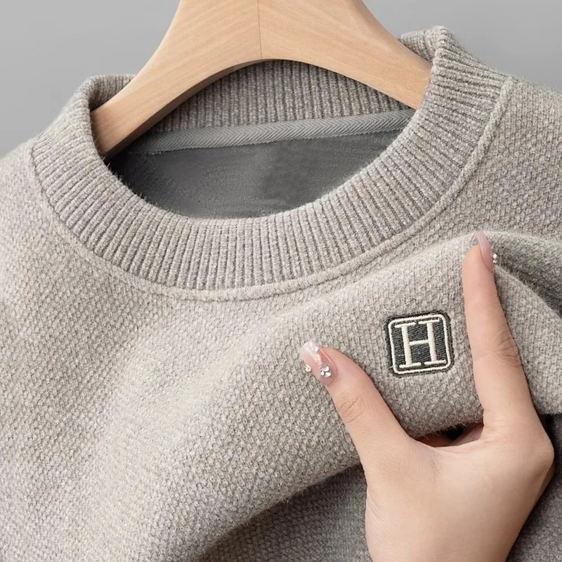 Lightweight Fleece Lined Thickened Sweater Men's Long Sleeve Knit Pullover Sweater Autumn Winter Thermal Warm Classic Sweater 260920