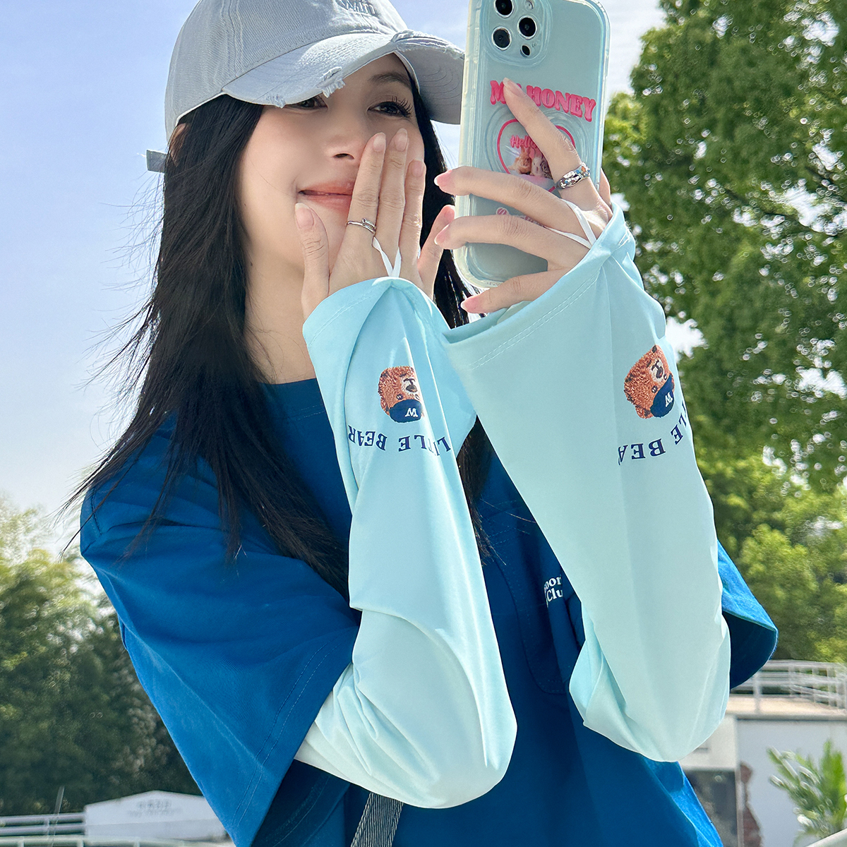 New cute bear-themed loose-fitting ice silk arm sleeves women, perfect for summer sun protection, driving, and UV protection - view 5