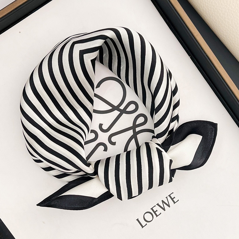 Yang Caiyu's same style striped versatile for bag decoration, formal wear, French-style neck scarf, spring and autumn mulberry silk square scarf
