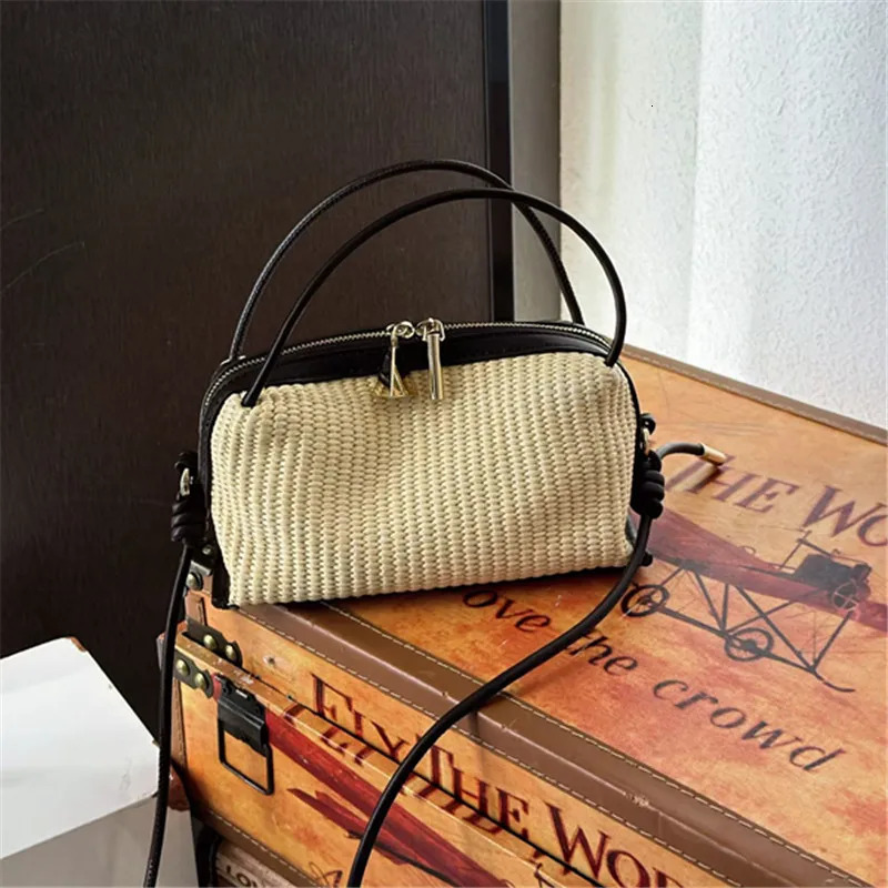 2026 Autumn Premium PU Leather Fashion Versatile Square Box Bag Womens Leopard Print Crossbody Purse 260924 - view 3