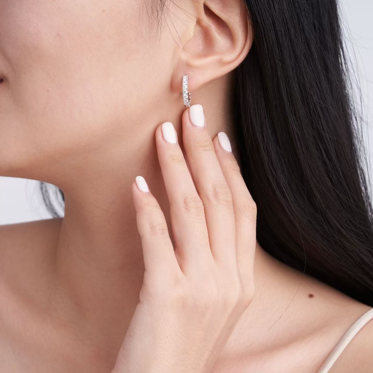 925 Sterling Silver Moissanite Huggie Hoop Earrings Single Row Shiny Ear Buckle Fine Jewelry For Women Daily Party Wear - view 6