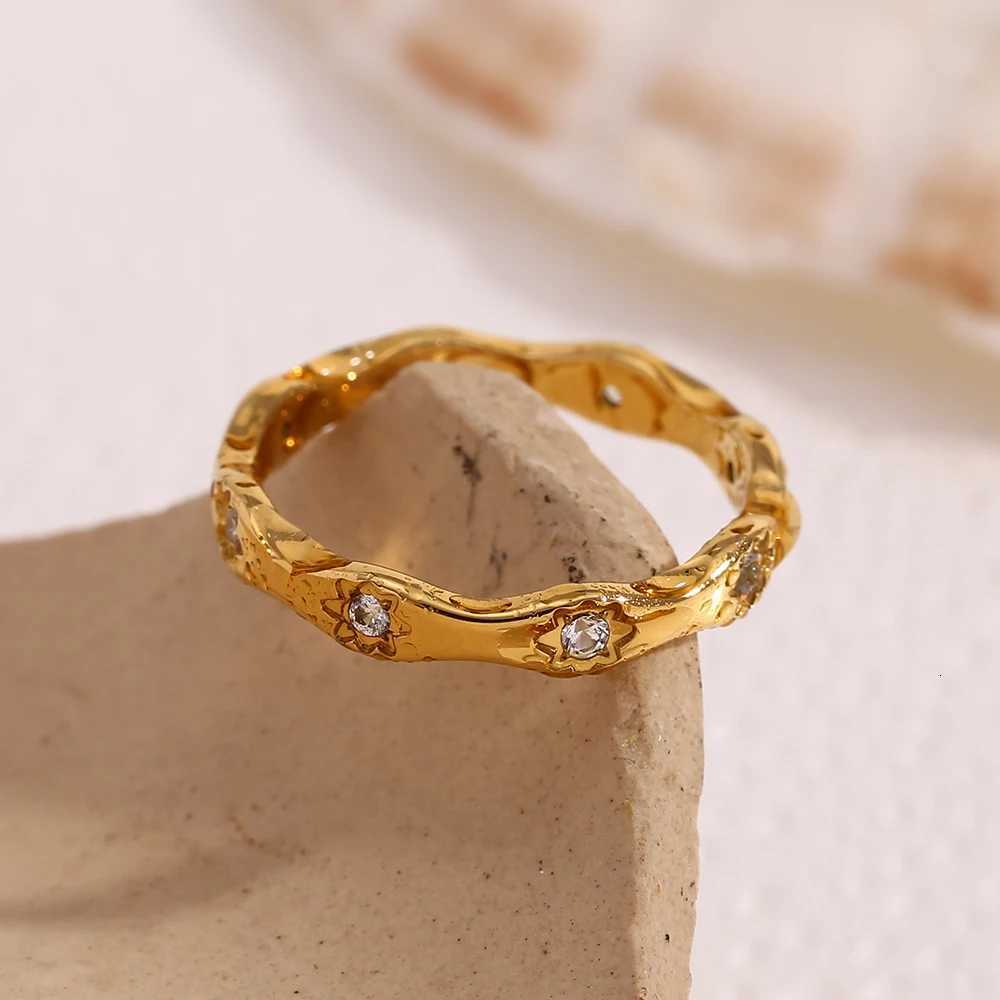 Rhinestone E.B.belle Band Eight Rings Awn Star Wave Shape Ring Stainless Steel 18k Gold Plated Exquisite Women Jewelry For Party Dating N260924 - view 6