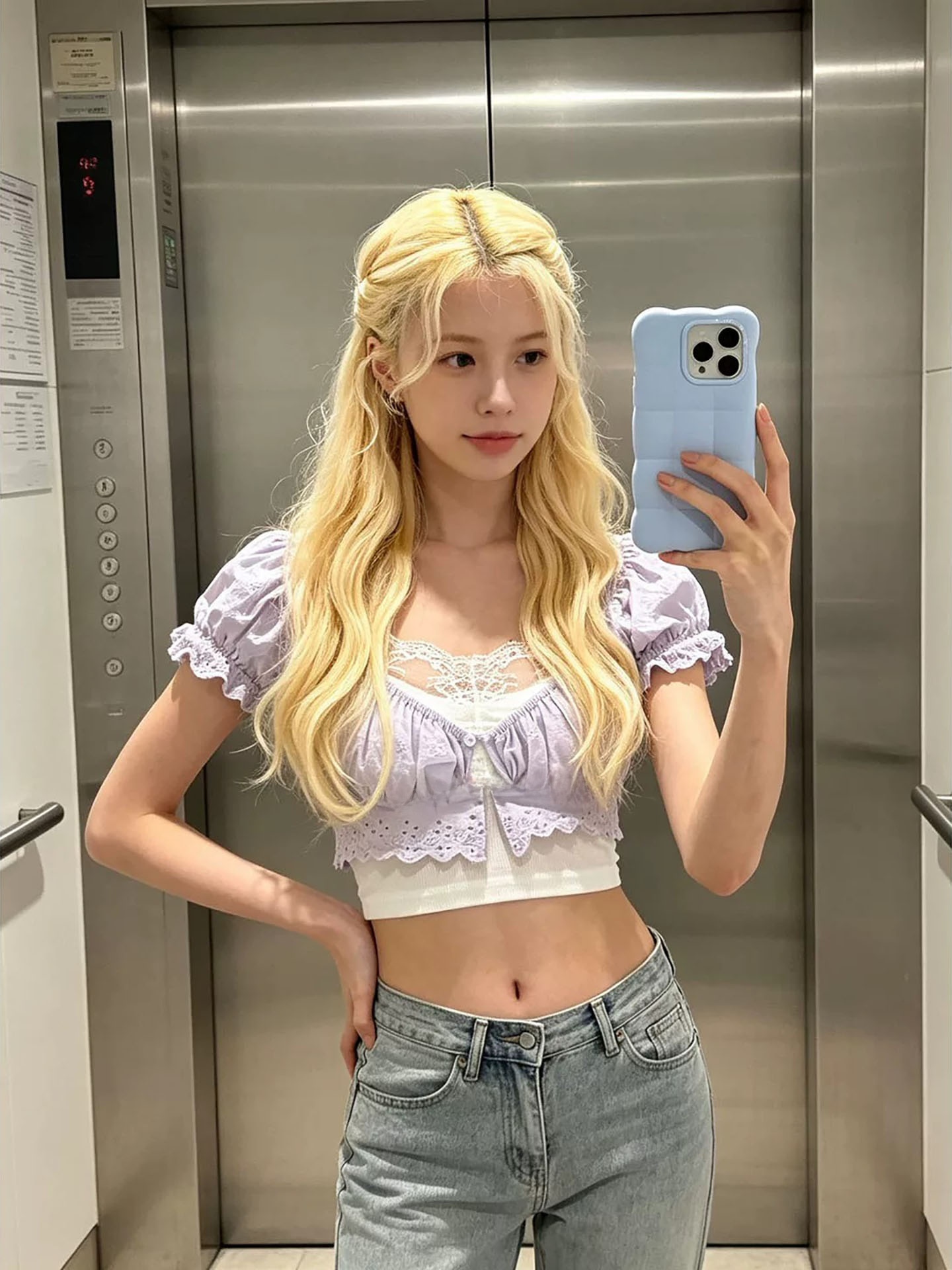 Kimminting Stage Wear Short Lace Top with Bubble Sleeves And Square Collar Inner White Shirt Purple Hollow out Edging - view 4