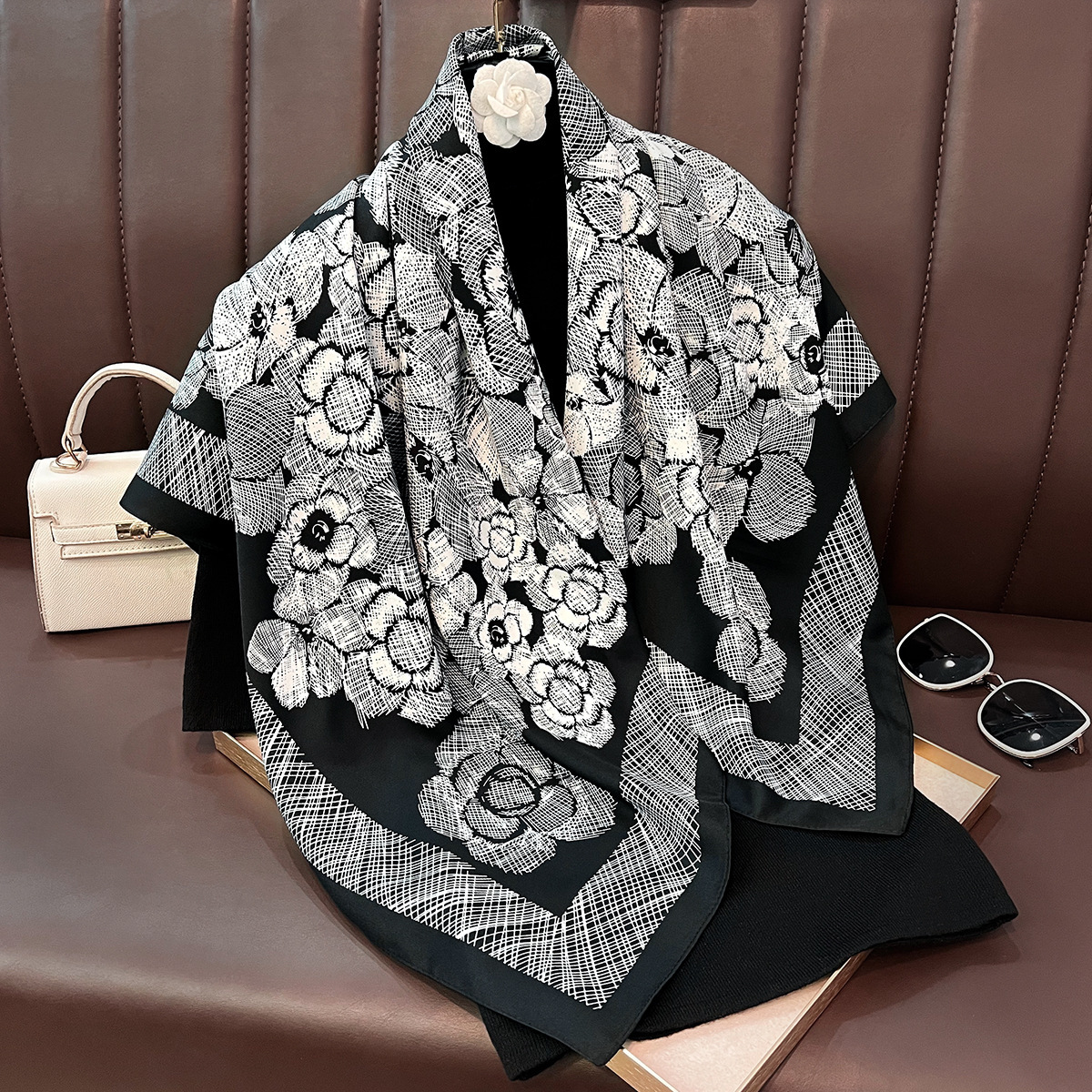 Spring autumn lightweight floral print neck scarf, twill fabric, elegant and stylish, suitable for commuting - view 5