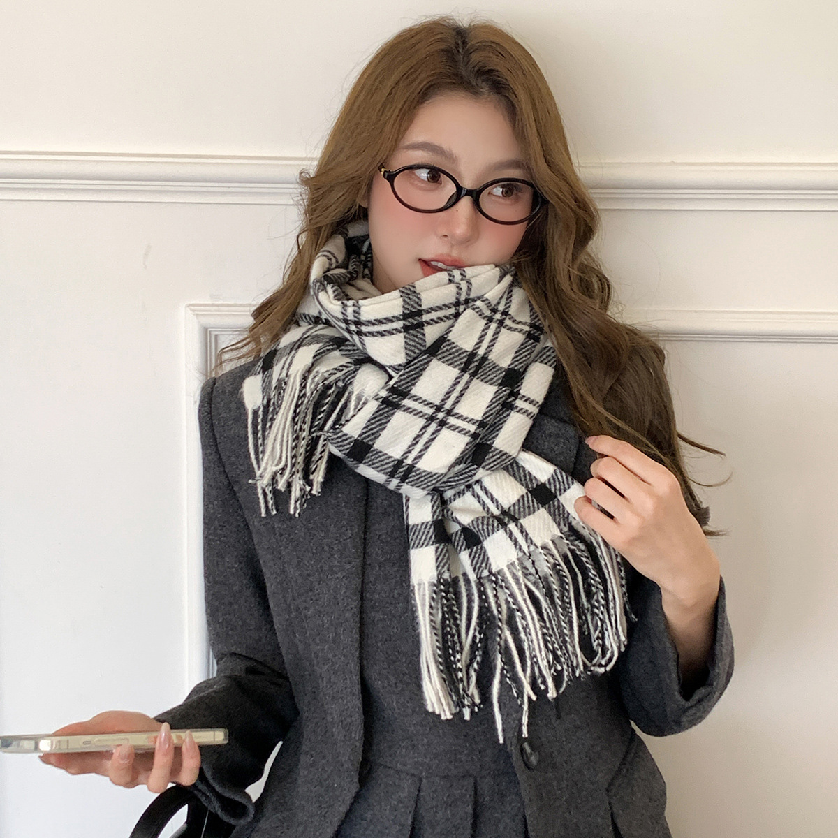 Classic Plaid Scarf Winter New Korean Retro Shawl Japanese Style Student Imitation Cashmere Warm Thickened Neck Warmer - view 5