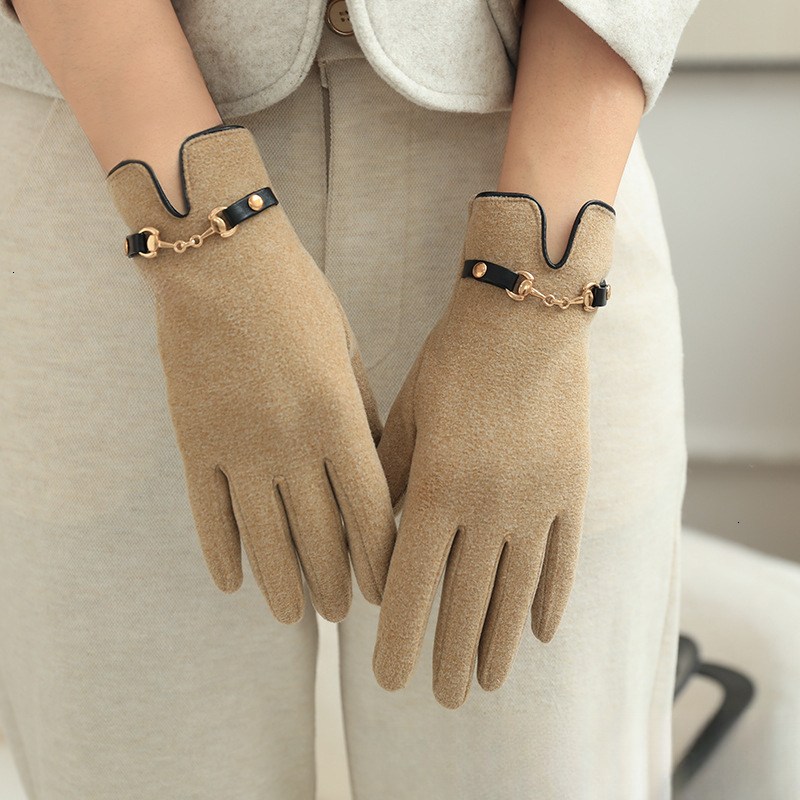 Designer Womens Winter Warm Gloves Metal Chain Buckle Decor Touchscreen Soft Fleece Lined Five Finger Gloves For Outdoor Driving Commuting And Daily M - view 5