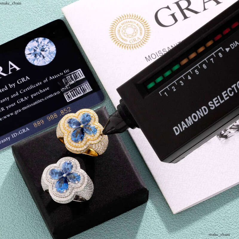925 Silver Jewelry Enamel Silicon Stone Four-leaf Passed VVS Moissanite Tester Shiny Lucky Clover Ring e4
