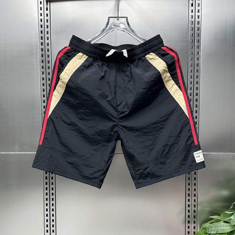 Men's American Streetwear Shorts - Summer Loose Casual Athletic High-Street Basketball 5-Inch Trendy Breathable Beach Mid-Thigh Shorts