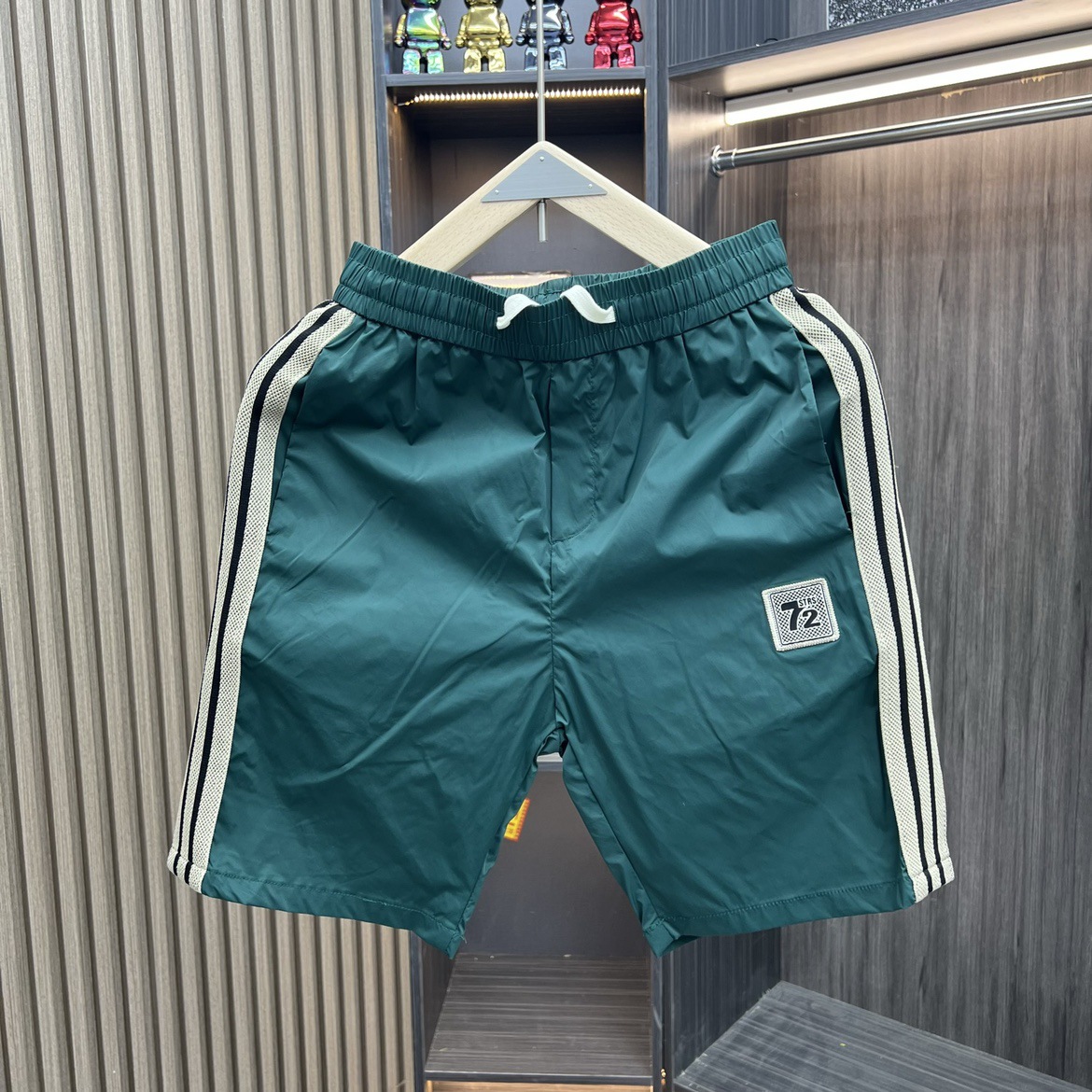 Men's American Streetwear Shorts - Summer Loose Casual Athletic High-Street Basketball 5-Inch Trendy Breathable Beach Mid-Thigh Shorts
