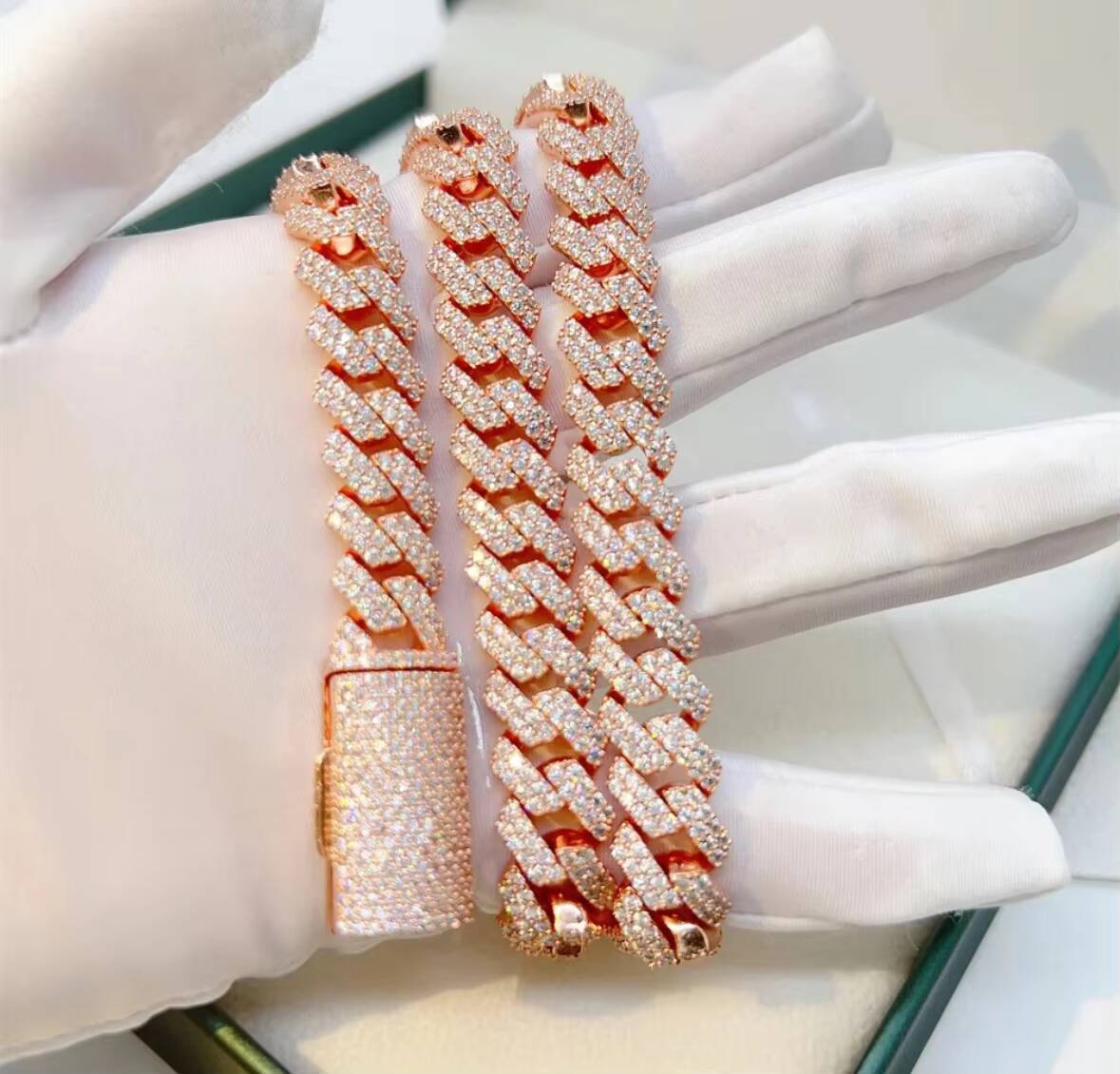 10MM Solid 925 Silver Hip Hop Cuban Link Chain 18K Gold Plated with Studded VVS1 Moissanite Diamond Passes Tester 16-30 Inches