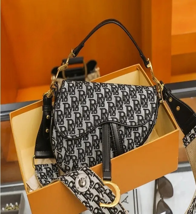 handbag saddle womens crossbody shoulder bag classic print leather solid color black designer bags s88