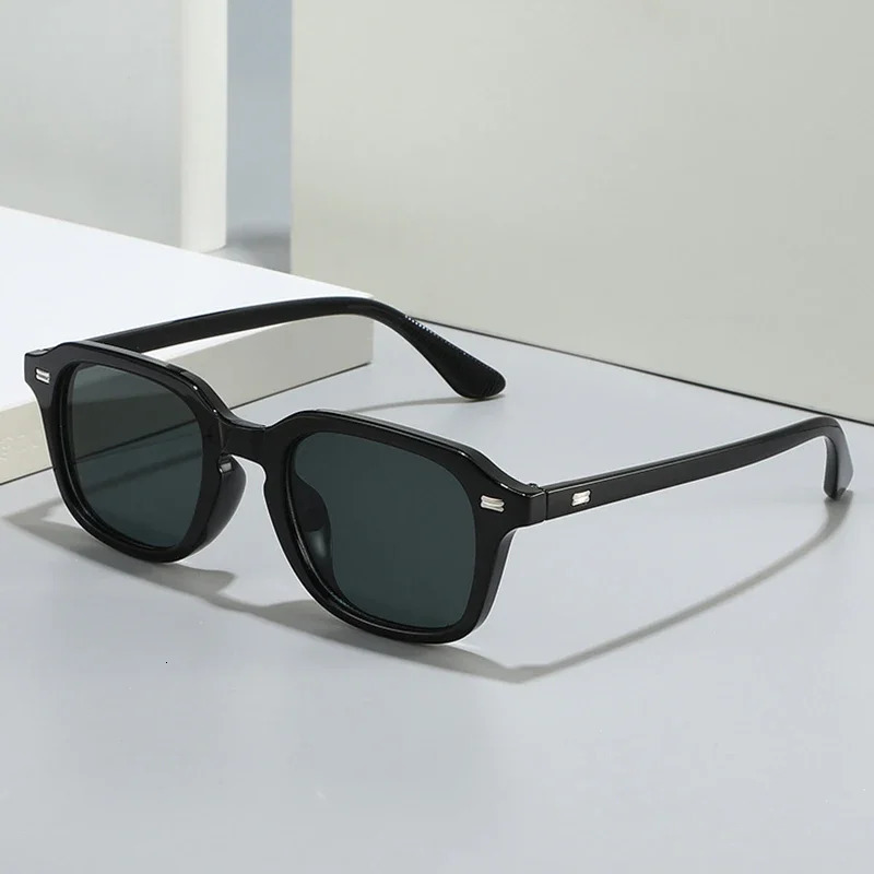 JNPCXI Square Candy Color Women Sunglasses Retro Rivets Men Trending Orange Sun Glasses Shades UV400 251230