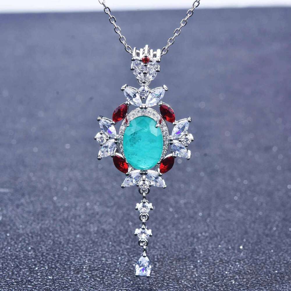 Luxury Paraiba Tourmaline Stone Pendant Necklaces Ladies Fashion Silver Color Clover Necklace Chain Wedding Jewelry Gifts
