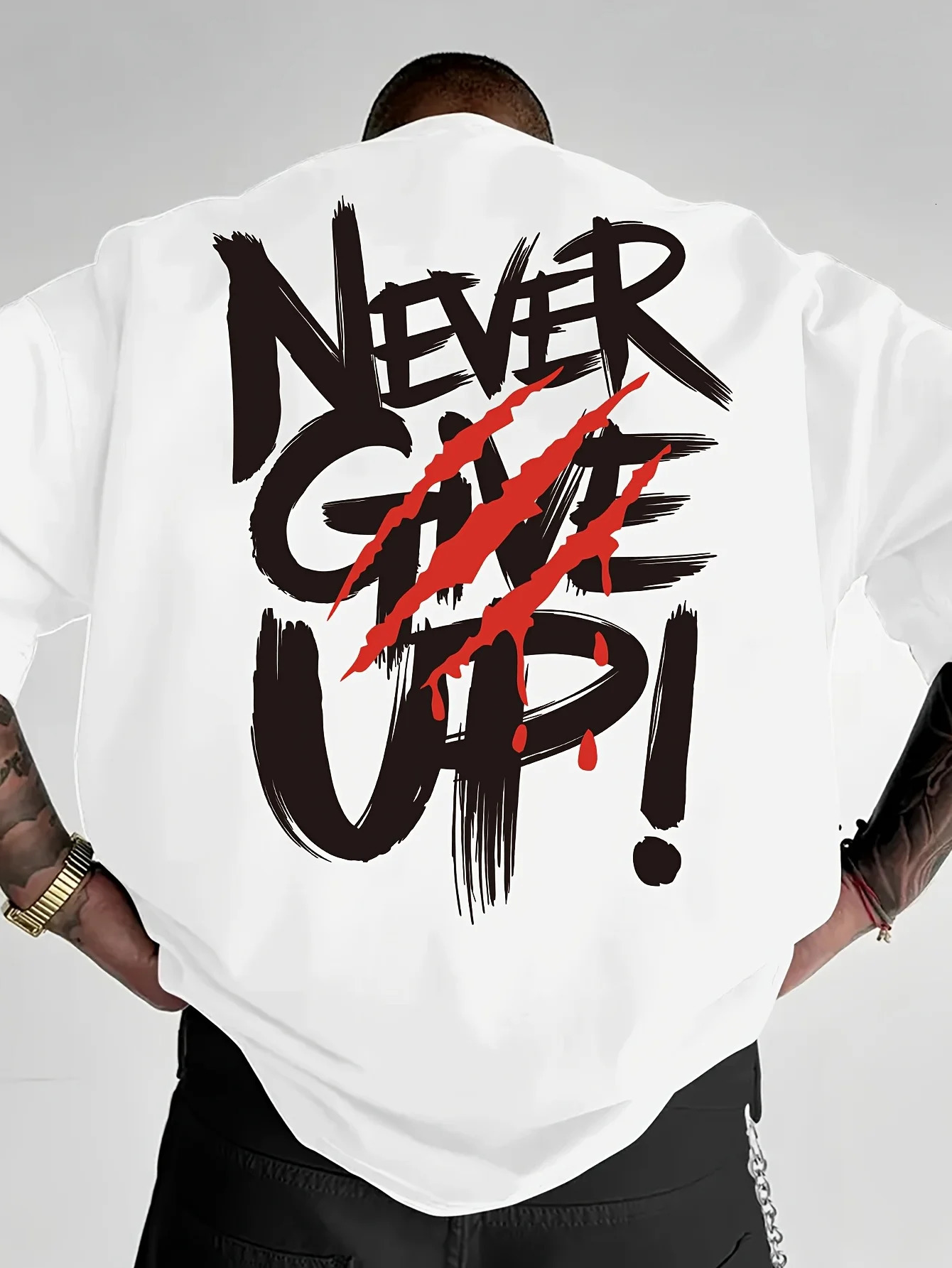 Mens summer 100 pure cotton fashionable casual loose never give up graphic printed round neck short sleeved T-shirt top 251231
