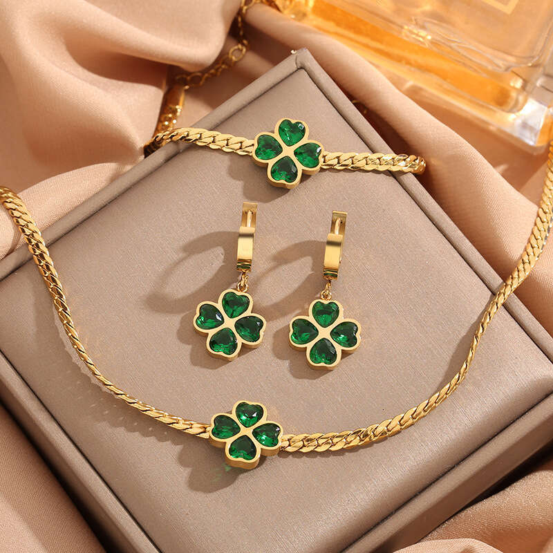 European and American Cross-Border Fashion OL Heart Four-Leaf Flower Emerald Zircon New Stainless Steel Earrings Necklace Bracelet Set