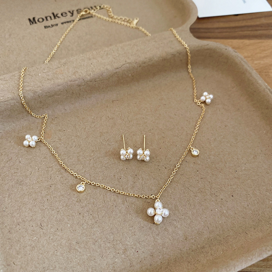 Real Gold Plated Zircon Flower Pearl Earrings Necklace Elegant Commuting Versatile Jewelry Set Light Luxury Niche Accessories - view 5