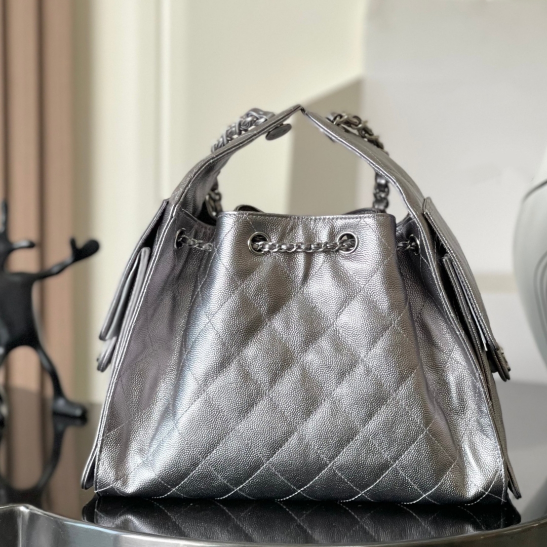 2025 designer bag high-quality suede leather bag large capacity handbag shoulder bag diamond mesh embroidery retro button zipper design 5293