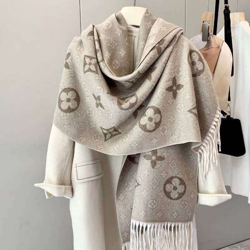 Lace-like double-sided pattern warm jacquard short fringed scarf for ladies, shawl-style headband 359
