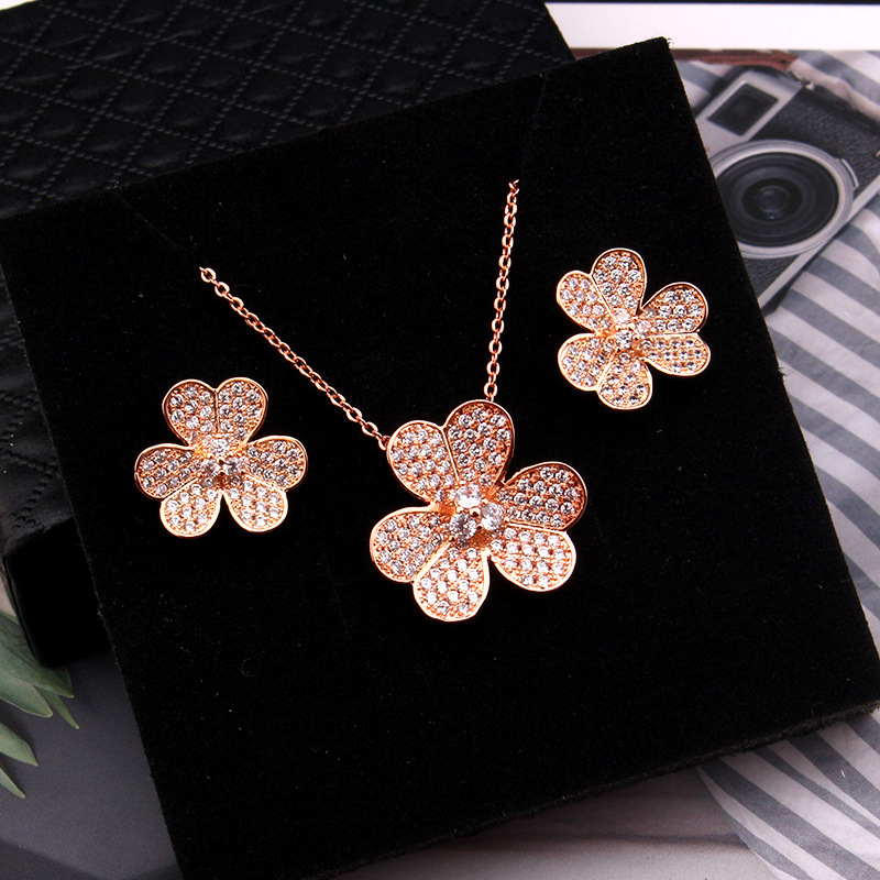 Style Fresh Creative Plum Blossom Full Diamond Necklace And Earrings Set Fashionable Versatile Women's Light Luxury Jewelry