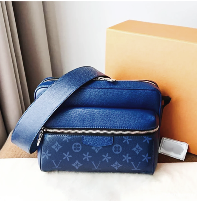 10A Men Casual desigenr bag Trio messenger bag men Duo shoulder bag mens Outdoor Crossbody Shoulder Bags Genuine Leather Purse Pouch wallet man handbags M69443 BAG